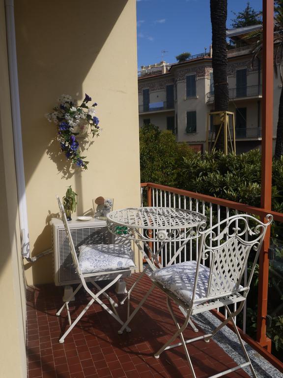 Casa Grandis Dimora Di Charme Nel Cuore Di Bordigheraアパートメント 部屋 写真